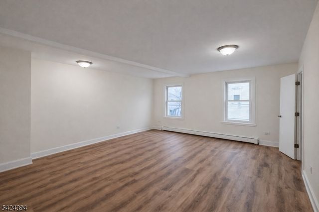 64 N 13Th St, Newark City, NJ 07107