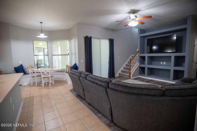 1876 OAKCHIME Drive, Orange Park, FL 32065