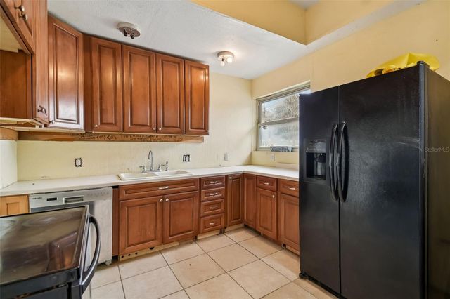 5723 CHERRY TREE DRIVE, Lakeland, FL 33811