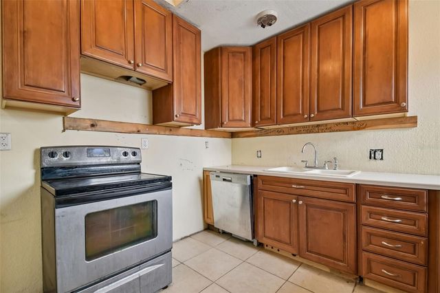 5723 CHERRY TREE DRIVE, Lakeland, FL 33811