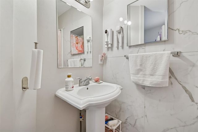 5723 CHERRY TREE DRIVE, Lakeland, FL 33811