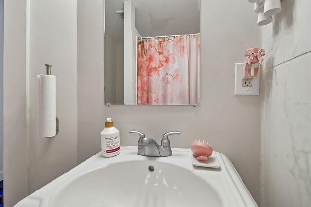 5723 CHERRY TREE DRIVE, Lakeland, FL 33811