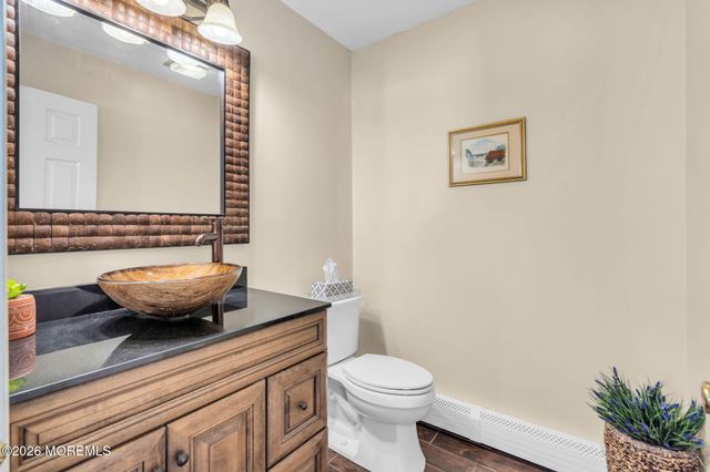 98 Longwood Drive, Manahawkin, NJ 08050