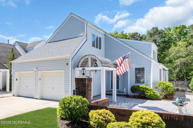 98 Longwood Drive, Manahawkin, NJ 08050