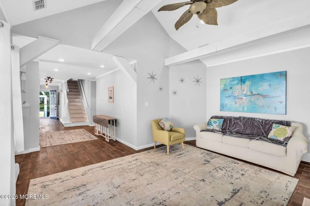 98 Longwood Drive, Manahawkin, NJ 08050