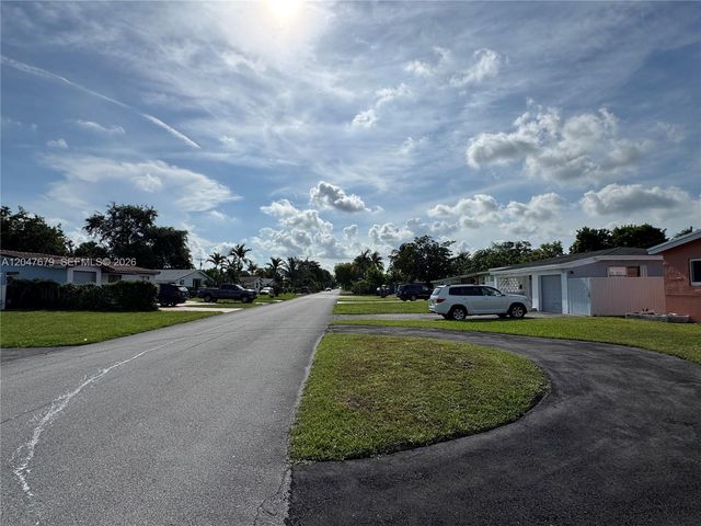 7612 Plantation Boulevard, Miramar, FL 33023