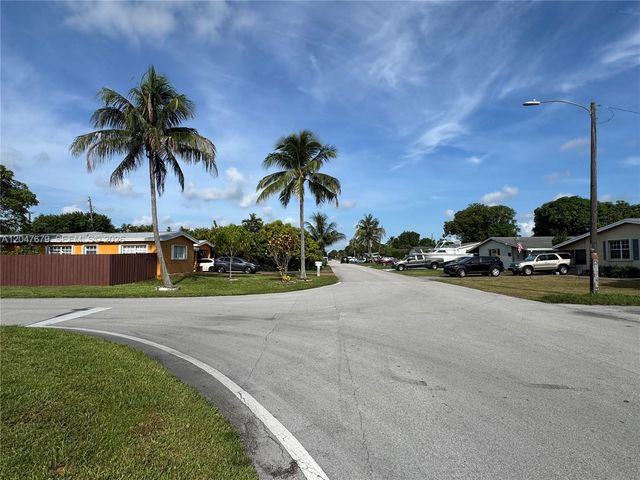 7612 Plantation Boulevard, Miramar, FL 33023