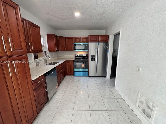 7612 Plantation Boulevard, Miramar, FL 33023