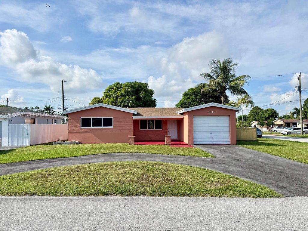 7612 Plantation Boulevard, Miramar, FL 33023