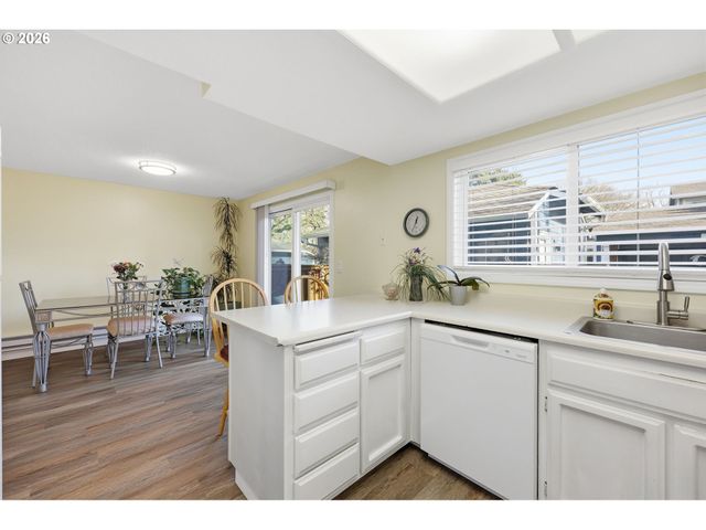 8390 Sw MOHAWK St, Tualatin, OR 97062