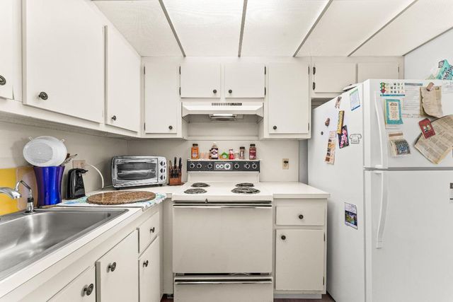 13250 SW 4th Court 306g, Pembroke Pines, FL 33027