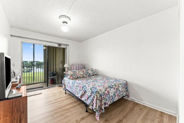 13250 SW 4th Court 306g, Pembroke Pines, FL 33027