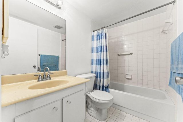 13250 SW 4th Court 306g, Pembroke Pines, FL 33027