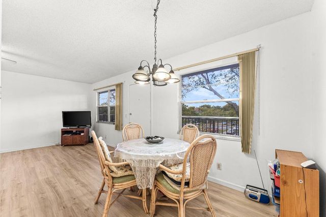 13250 SW 4th Court 306g, Pembroke Pines, FL 33027