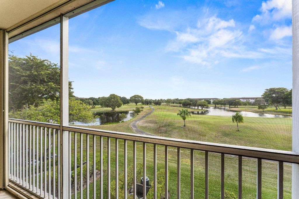 13250 SW 4th Court 306g, Pembroke Pines, FL 33027