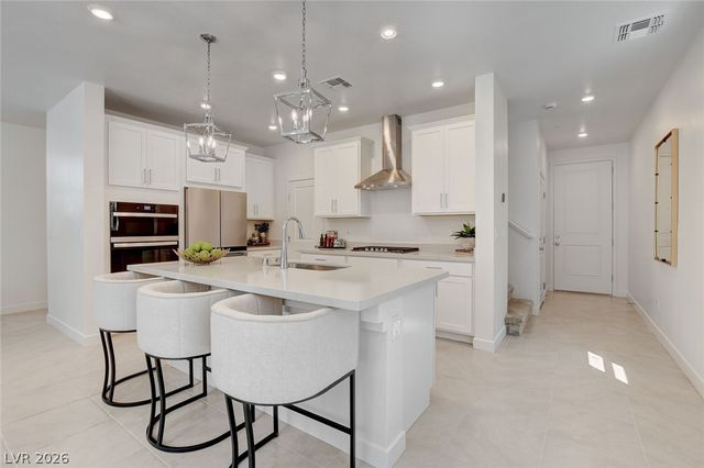 1581 Crowned Eagle Street, Las Vegas, NV 89138