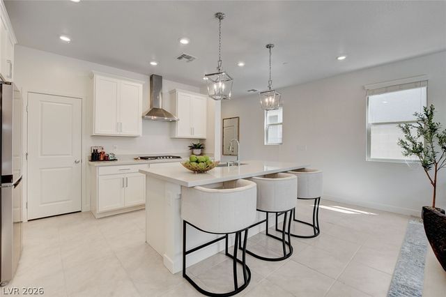 1581 Crowned Eagle Street, Las Vegas, NV 89138