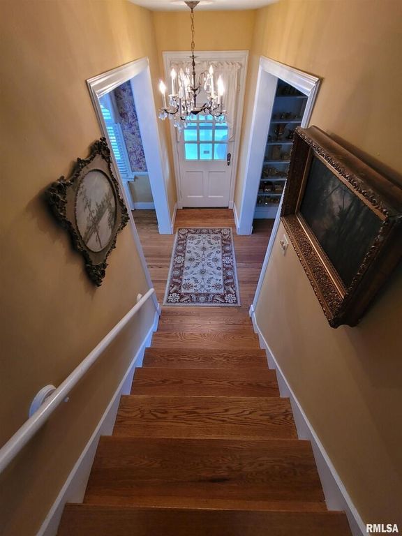 Image 31 of property listing at 321 W Boone Street, Salem, IL 62881