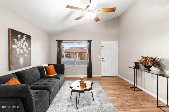 2207 W Monroe Street, Chandler, AZ 85224