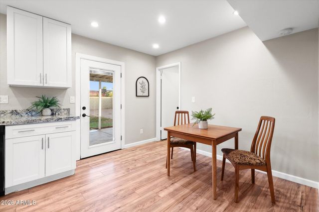 2207 W Monroe Street, Chandler, AZ 85224