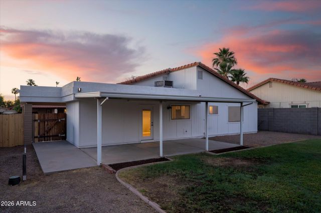 2207 W Monroe Street, Chandler, AZ 85224