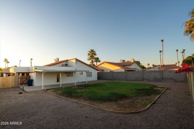 2207 W Monroe Street, Chandler, AZ 85224