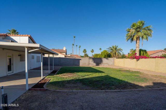 2207 W Monroe Street, Chandler, AZ 85224