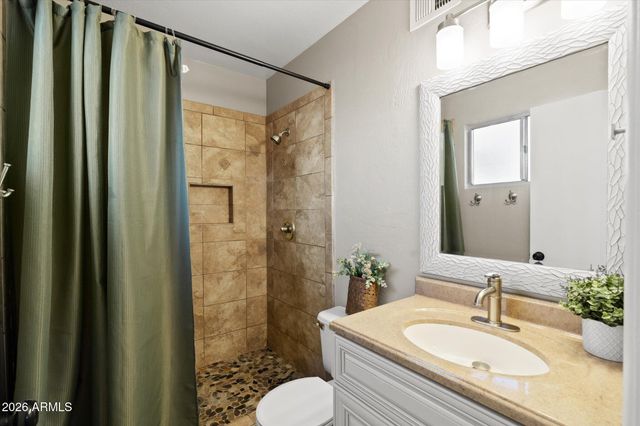 2207 W Monroe Street, Chandler, AZ 85224