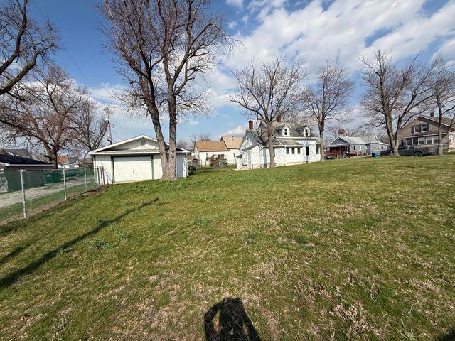225 Columbia Street, Michigan City, IN 46360