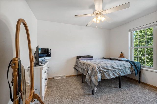 1773 BRIARWOOD COURT, De Pere, WI 54115