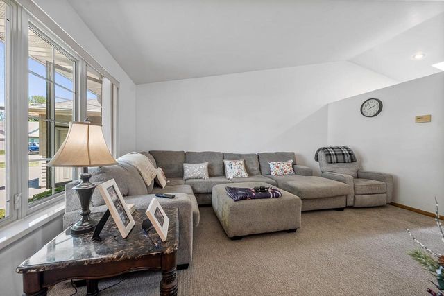 1773 BRIARWOOD COURT, De Pere, WI 54115