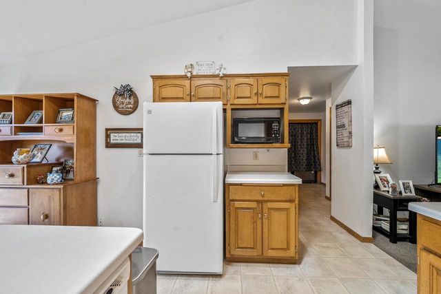 1773 BRIARWOOD COURT, De Pere, WI 54115