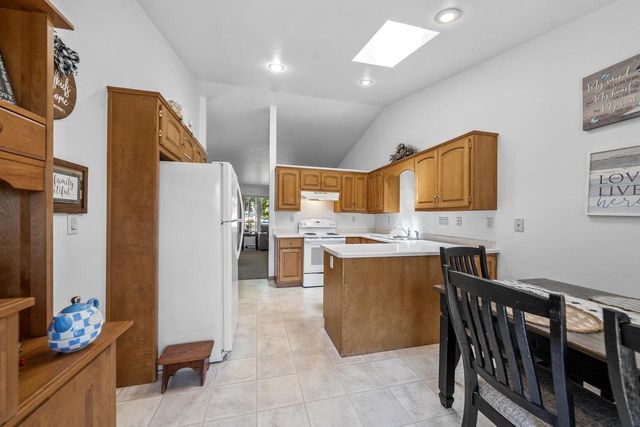 1773 BRIARWOOD COURT, De Pere, WI 54115