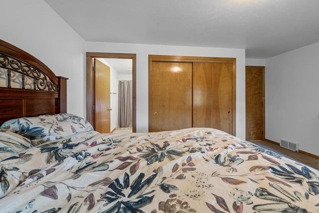1773 BRIARWOOD COURT, De Pere, WI 54115