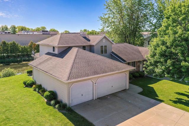 1773 BRIARWOOD COURT, De Pere, WI 54115