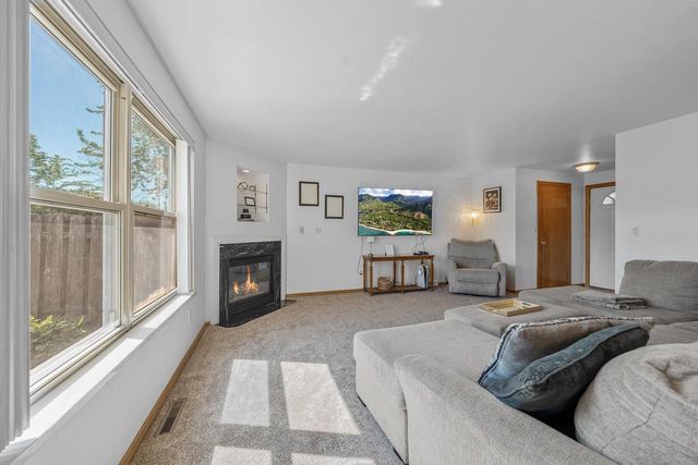 1773 BRIARWOOD COURT, De Pere, WI 54115