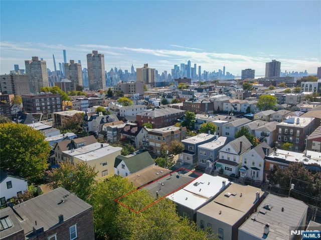 132 72nd, North Bergen, NJ 07047