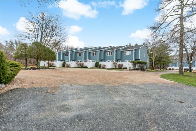 50 South Bay Drive 19, Narragansett, RI 02882
