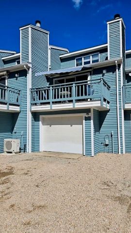 50 South Bay Drive 19, Narragansett, RI 02882