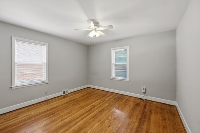 615-617 Lane Allen Road, Lexington, KY 40504