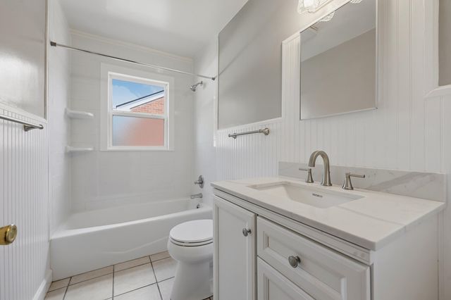 615-617 Lane Allen Road, Lexington, KY 40504