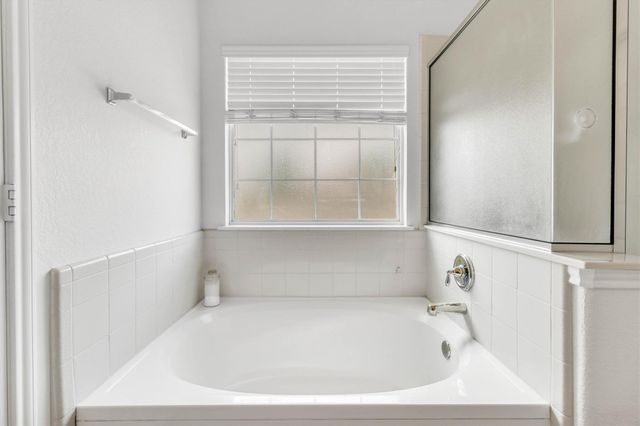 460 Waterleaf BLVD, Kyle, TX 78640