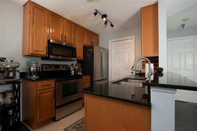 10263 GANDY BOULEVARD N 2202, St Petersburg, FL 33702