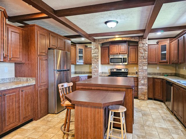 787 Moores Lane, Stanford, KY 40484