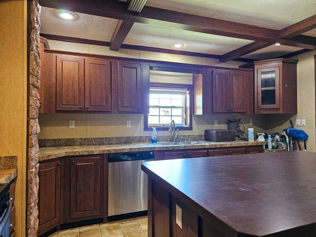 787 Moores Lane, Stanford, KY 40484