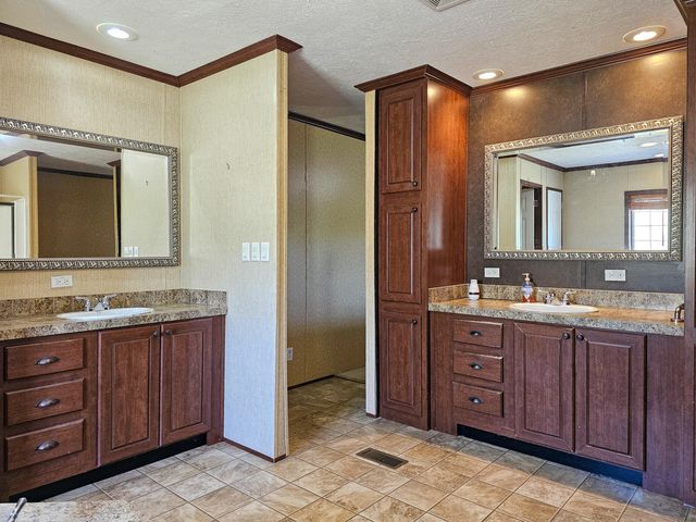 787 Moores Lane, Stanford, KY 40484