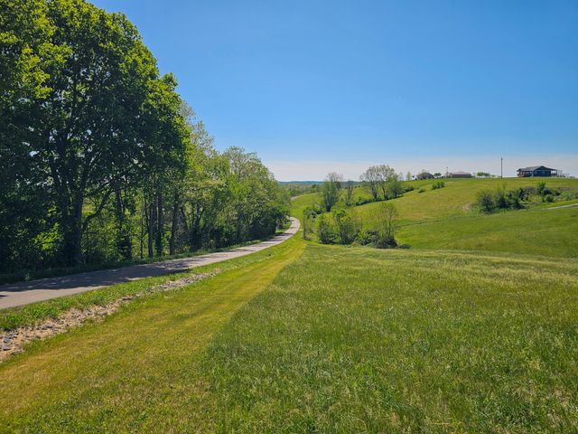 787 Moores Lane, Stanford, KY 40484