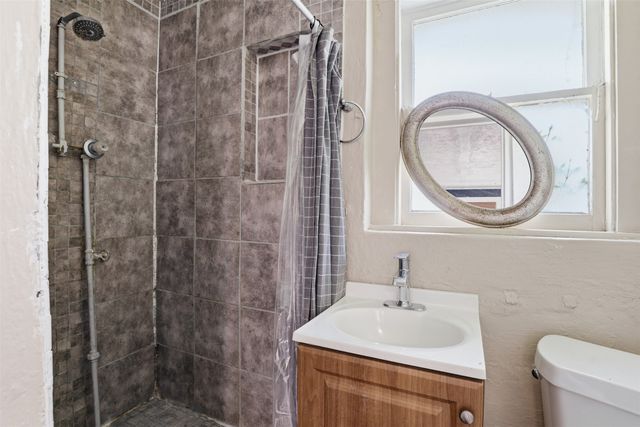 544 N Clinton Street, Stephenville, TX 76401