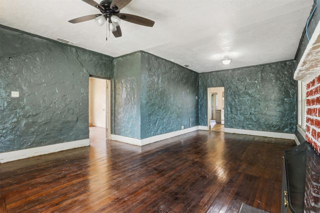 544 N Clinton Street, Stephenville, TX 76401