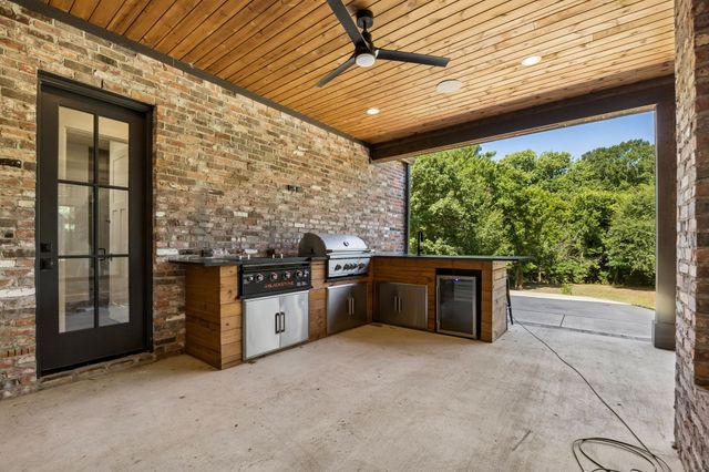 468 Andrews Road, Ennis, TX 75119